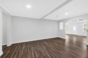 7625 Touchstone St, Houston, TX 77028 - Photo 8