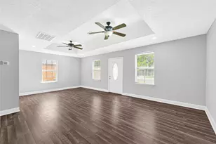 7625 Touchstone St, Houston, TX 77028 - Photo 6