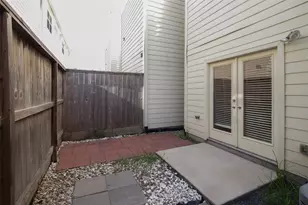 3634 Main Plaza Dr, Houston, TX 77025 - Photo 24