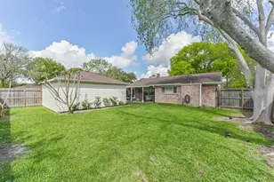 12731 Westhorpe Dr, Houston, TX 77077 - Photo 28