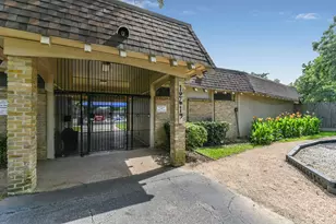 12731 Westhorpe Dr, Houston, TX 77077 - Photo 32