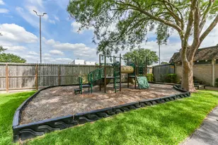 12731 Westhorpe Dr, Houston, TX 77077 - Photo 34