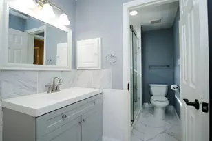 2 Sweet Birch Pl, The Woodlands, TX 77382 - Photo 28