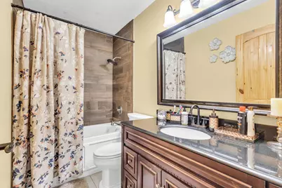 2601 Rose Avenue, Groves, TX 77619 - Photo 20