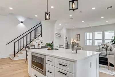 407 Grove Street #B, Houston, TX 77020 - Photo 1