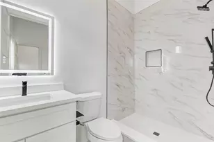 407 Grove St, Houston, TX 77020 - Photo 32