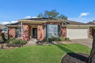 1809 Oak Gate Circle, Pearland, TX 77581 - Photo 4
