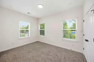 8412 Darien St, Houston, TX 77028 - Photo 10
