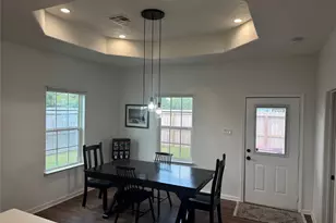 2114 W Humble Ave, Baytown, TX 77520 - Photo 6