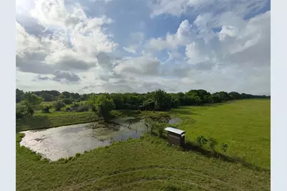 415 Veterans Memorial Drive, Navasota, TX 77868 - Photo 1
