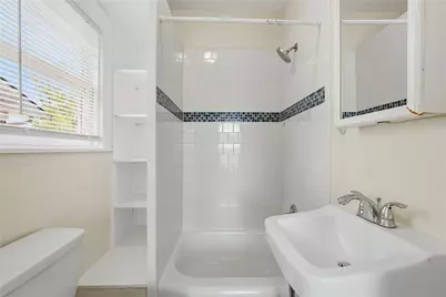 4201 Woodleigh Street #3, Houston, TX 77023 - Photo 10