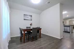 328 Cumberland Forest Dr, Magnolia, TX 77354 - Photo 4