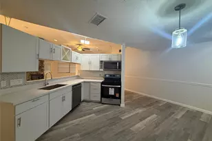 13303 Sheer Water Dr, Houston, TX 77082 - Photo 18