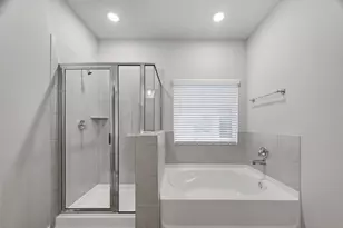 2119 Spring Hollow Dr, Baytown, TX 77521 - Photo 38