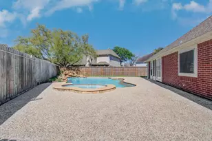 8126 Laurel Ln, Baytown, TX 77523 - Photo 40
