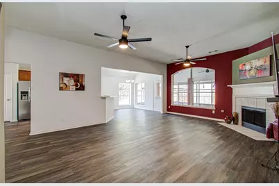 8126 Laurel Lane, Baytown, TX 77523 - Photo 14