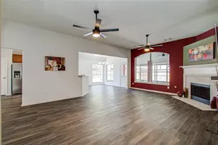 8126 Laurel Ln, Baytown, TX 77523 - Photo 14