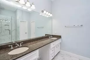 1016 Studer St, Houston, TX 77007 - Photo 22