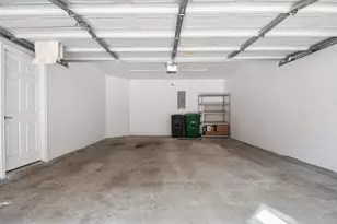 1016 Studer St, Houston, TX 77007 - Photo 36