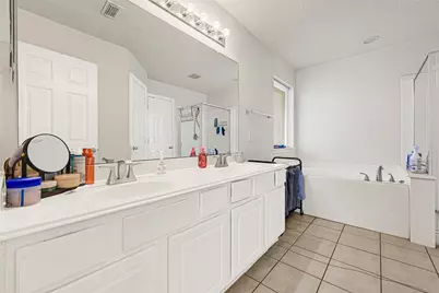 5707 Meadow Breeze Lane, Rosharon, TX 77583 - Photo 16