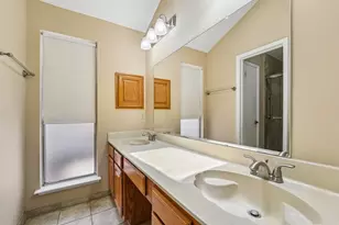 2015 Creek Valley Ln, Sugar Land, TX 77478 - Photo 24