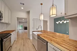 800 Country Pl Dr, Houston, TX 77079 - Photo 8