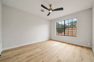 800 Country Pl Dr, Houston, TX 77079 - Photo 28