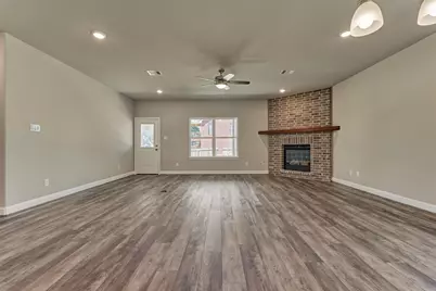 10473 Valley Drive N, Willis, TX 77318 - Photo 20