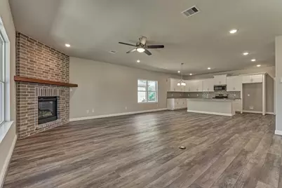 10473 Valley Drive N, Willis, TX 77318 - Photo 24