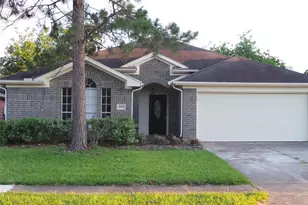 4918 Sterling Crossing, Pearland, TX 77584 - Photo 2