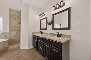 14063 Belmont Cir, Mont Belvieu, TX 77523 - Photo 24
