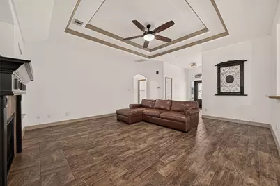 14063 Belmont Circle, Mont Belvieu, TX 77523 - Photo 14