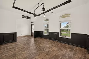 14063 Belmont Cir, Mont Belvieu, TX 77523 - Photo 6