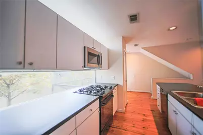 6913 Yellowstone Way Drive, Houston, TX 77054 - Photo 6