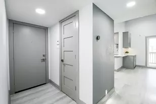 2300 Augusta Dr, Houston, TX 77057 - Photo 10