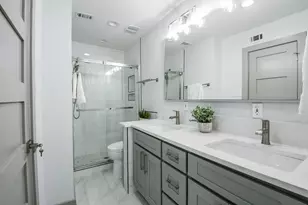 2300 Augusta Dr, Houston, TX 77057 - Photo 6