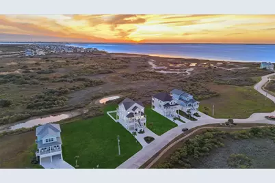 25935 Bay Breeze Drive, Galveston, TX 77554 - Photo 2