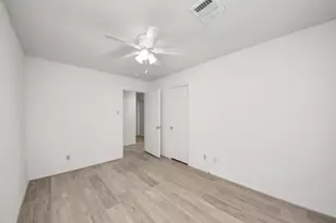 6019 Spellman Rd, Houston, TX 77096 - Photo 14