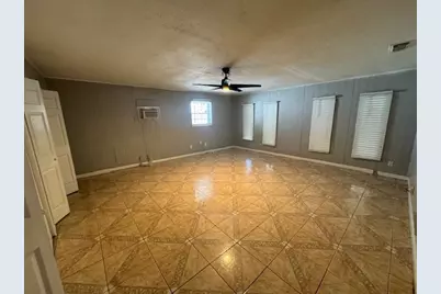 10607 Bainbridge Street, Houston, TX 77016 - Photo 20
