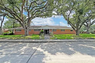 3641 Deal St, Houston, TX 77025 - Photo 2