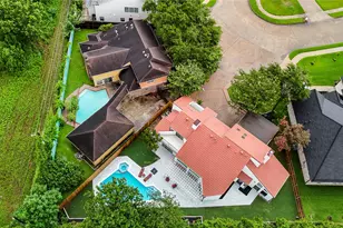 12002 S Circle Dr, Houston, TX 77071 - Photo 10
