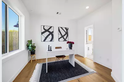 2810 Mills Street, Houston, TX 77026 - Photo 8