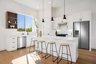 2810 Mills St, Houston, TX 77026 - Photo 2