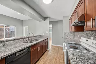 16027 Brimfield Dr, Houston, TX 77082 - Photo 24