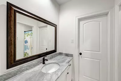 1117 Traweek Street, Houston, TX 77055 - Photo 28