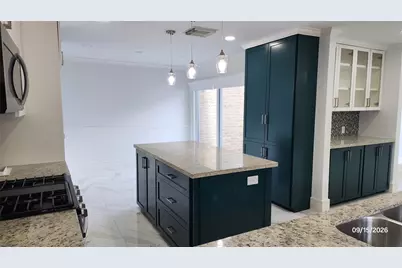 2230 Ashford Hollow Lane, Houston, TX 77077 - Photo 8