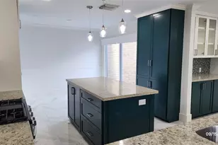 2230 Ashford Hollow Ln, Houston, TX 77077 - Photo 8