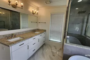 2230 Ashford Hollow Ln, Houston, TX 77077 - Photo 16