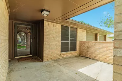 131 Singleton Street, Jones Creek, TX 77541 - Photo 4