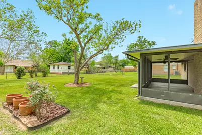 131 Singleton Street, Jones Creek, TX 77541 - Photo 24